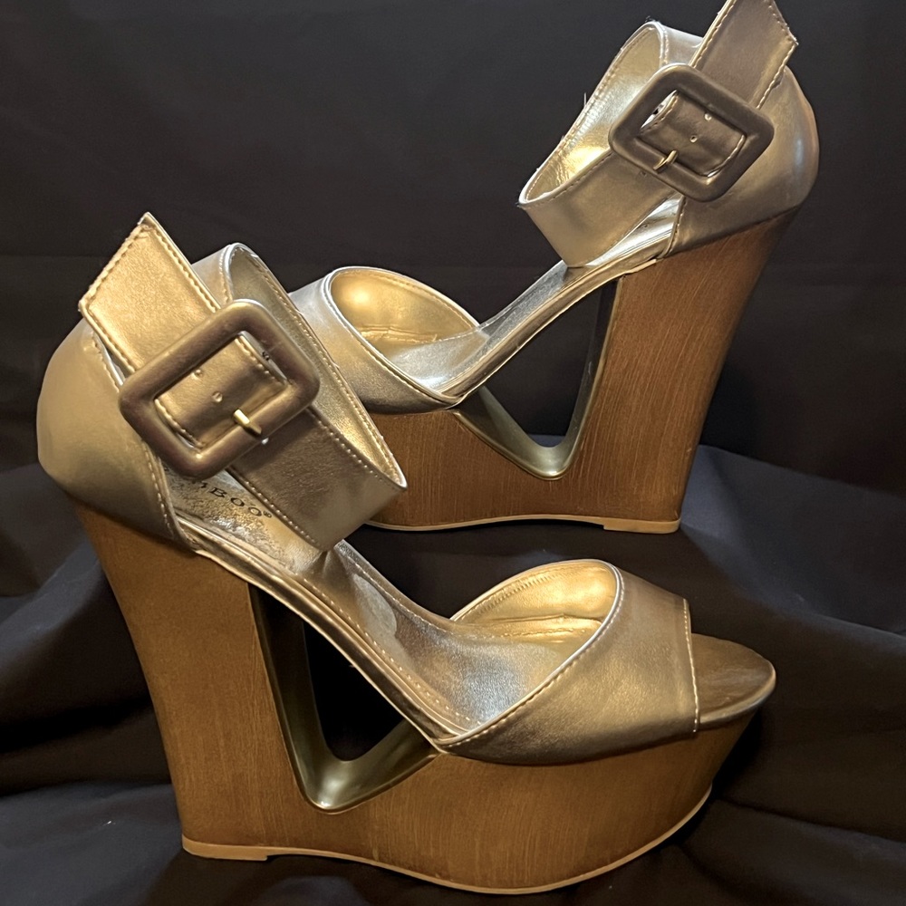 Bamboo Wedges